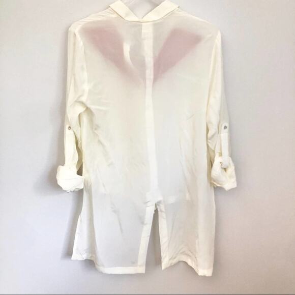Line & Dot 100% Silk Button Down Top - Picture 11 of 12